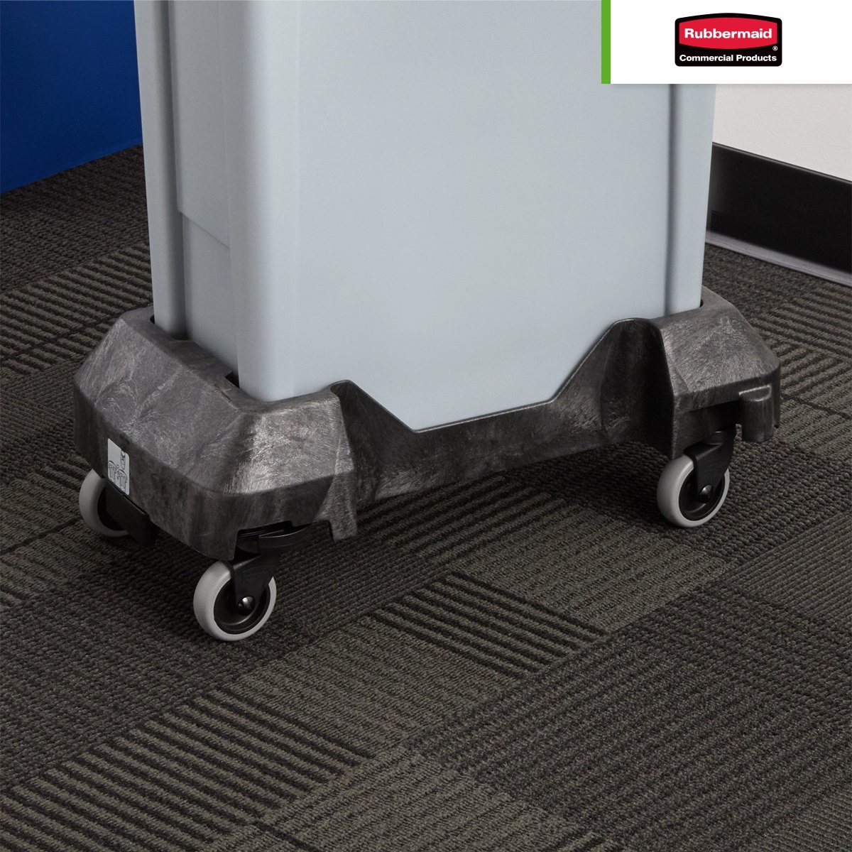 plataforma-con-ruedas-para-contenedor-rubbermaid-slim-jim-negro-003.jpg